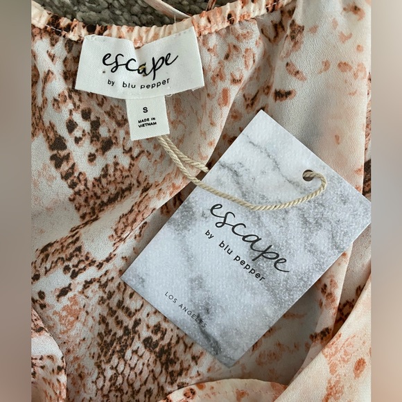 🆕 BLU PEPPER Snakeskin Tank - Picture 7 of 7